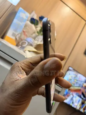 Apple iPhone 11 64 GB Black