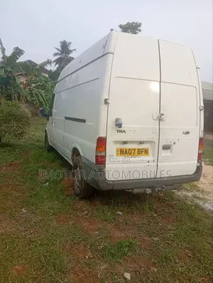 Ford Transit 2004 White