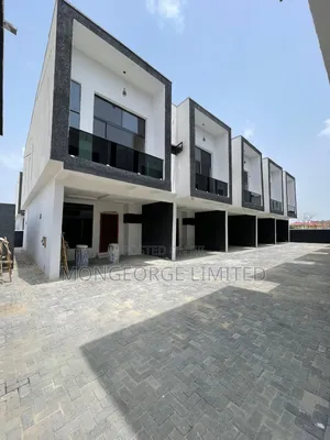 4bdrm Townhouse/Terrace in Ikota for sale