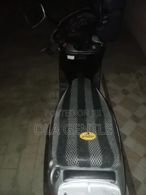 Yamaha 1999 Silver