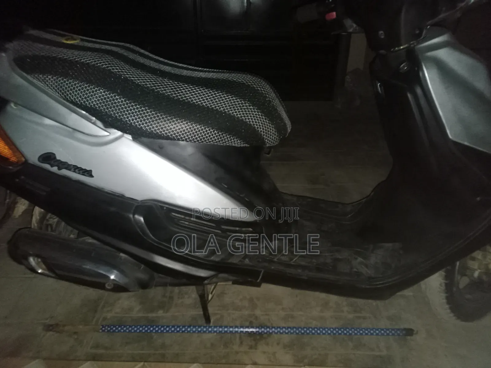 Yamaha 1999 Silver