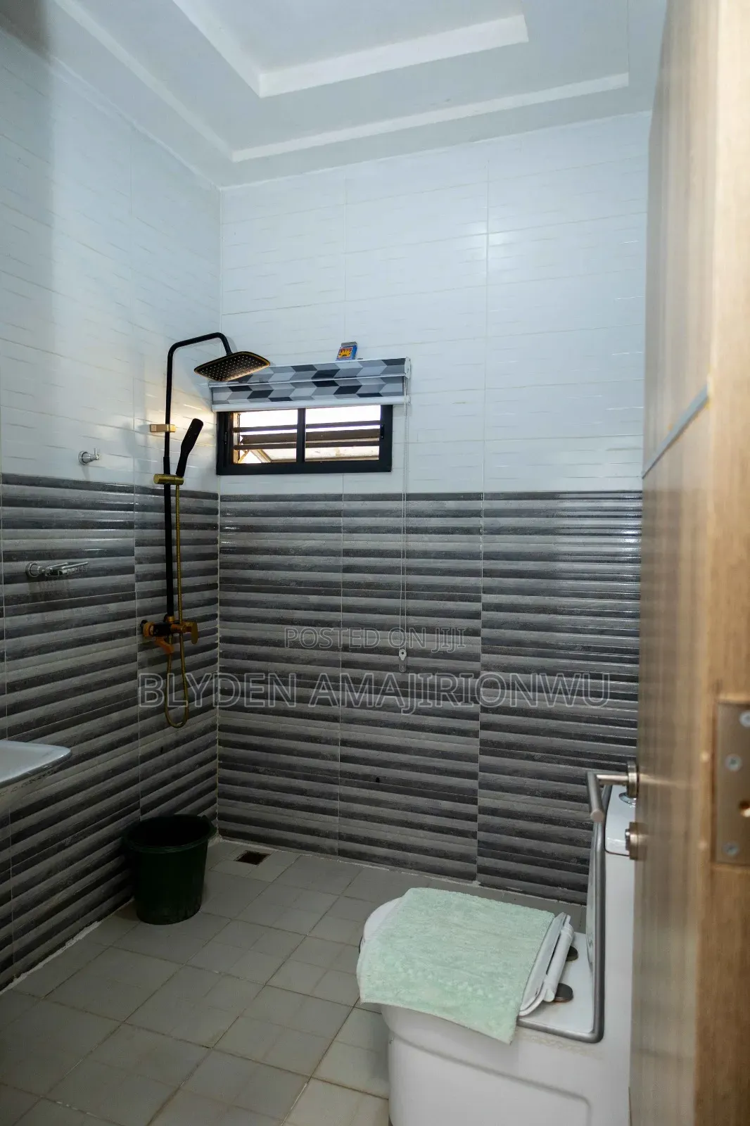 Spacious Room With Kitchenette