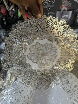 Quality 12pcs Morden Leaf Design Place/Table Mat