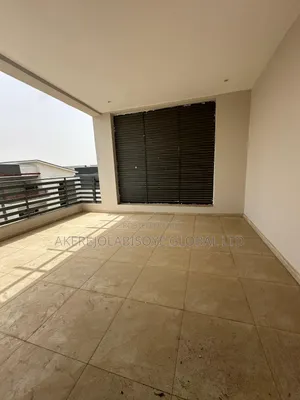 5bdrm Duplex in In An Estate Around for rent