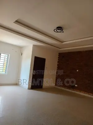 3bdrm Townhouse / Terrace in Apo District for rent