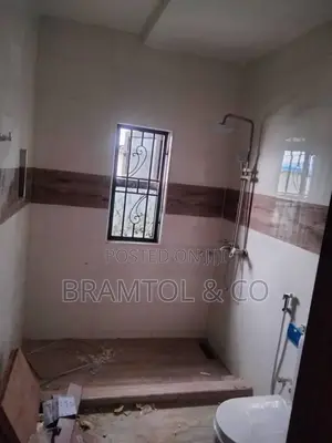 4bdrm Townhouse / Terrace in Guzape District for rent