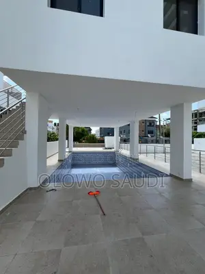 3bdrm Apartment in Banana Island Road for rent