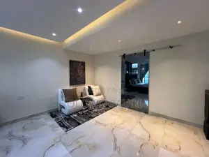 3bdrm Apartment in Banana Island for rent