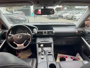 Lexus IS 250 4WD 2015 Gold