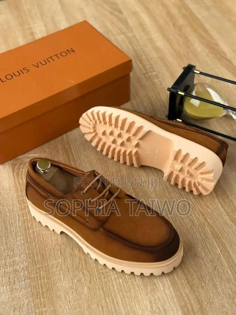 Lv Stylish Shoe