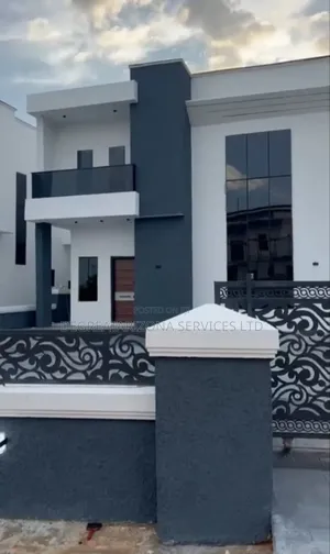 5bdrm Duplex in Awka for sale