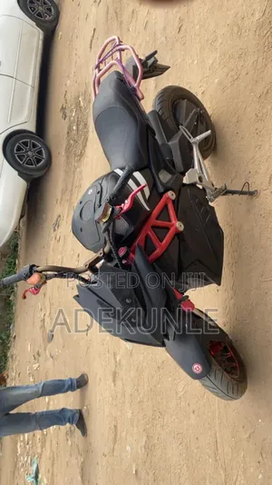 Motorcycle 2023 Red