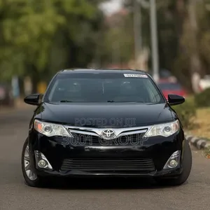 Toyota Camry XLE 4dr Sedan (2.5L 4cyl 6A) 2013 Black