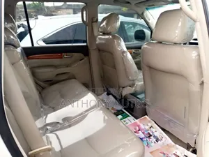 Lexus GX 470 Sport Utility 2005 White