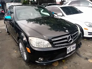 Mercedes-Benz C300 Luxury 4Matic Sedan AWD (3.0L 6cyl 7A) 2010 Black