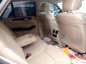 Mercedes-Benz M Class ML350 4MATIC 4dr SUV AWD (3.5L 6cyl 7A) 2014
