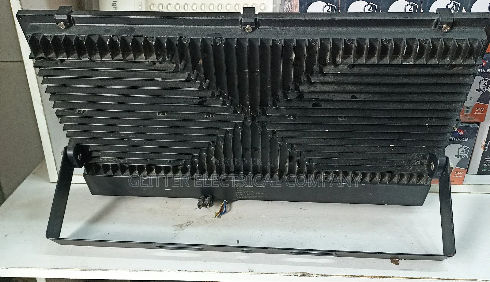 200w High Power Led Floodlight for Gas Station, Courtyard, Terminals.