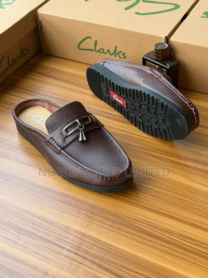 Clarks Solid Half Shoes Abl Yg