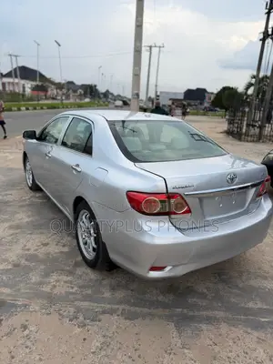 Toyota Corolla 2009 Silver