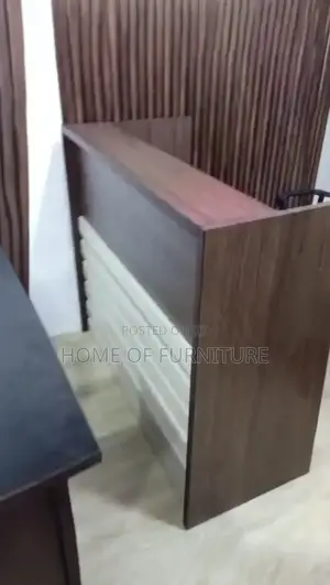 Wooden Receptionist Table – Foreign Imported (Premium Quality)