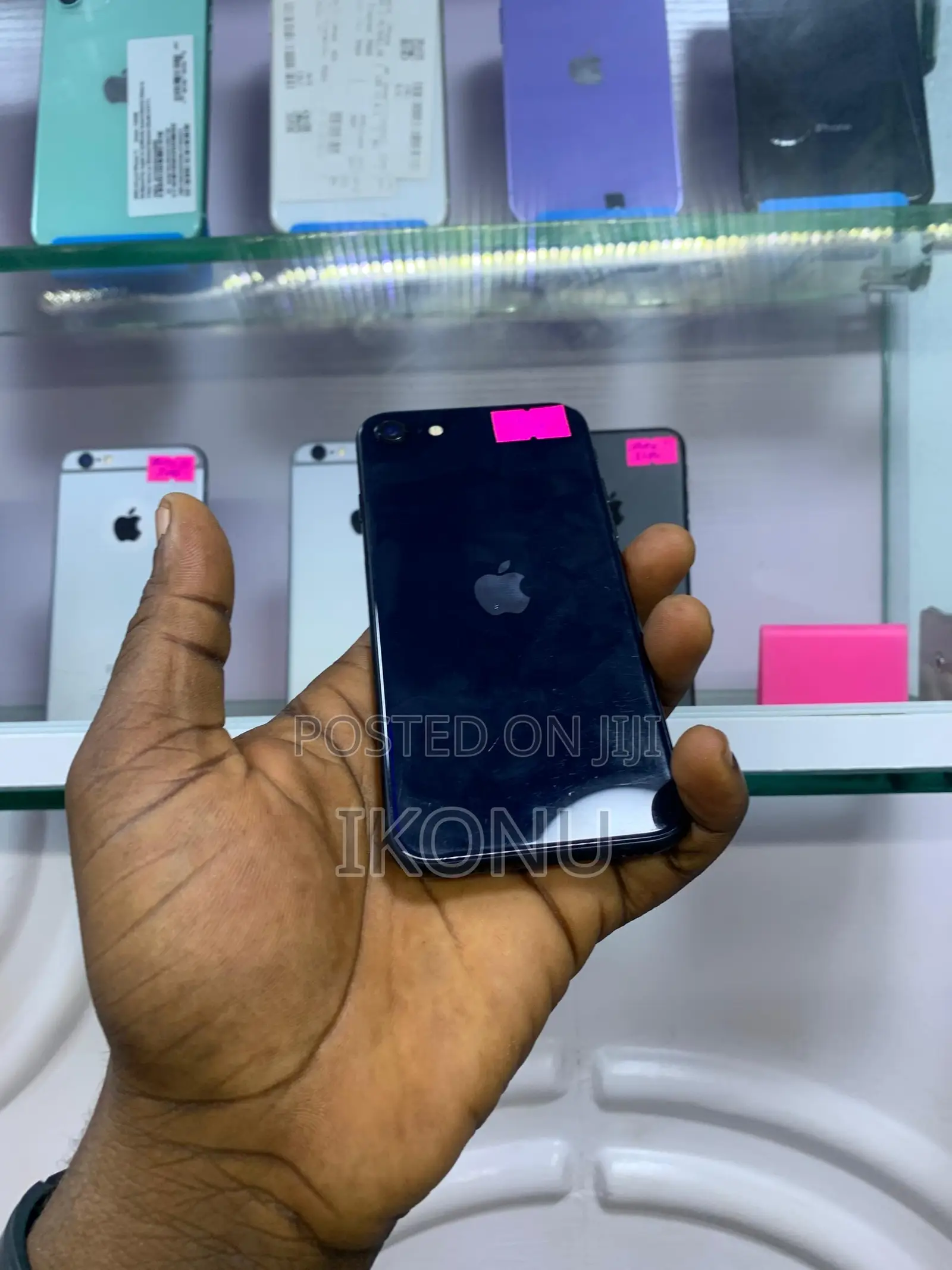 Apple iPhone SE (2022) 64 GB Black