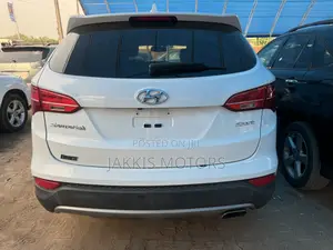 Hyundai Santa Fe 2013 White