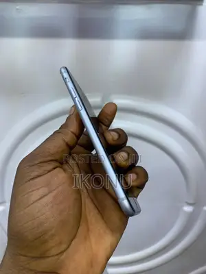 Apple iPhone 6s 32 GB Gray