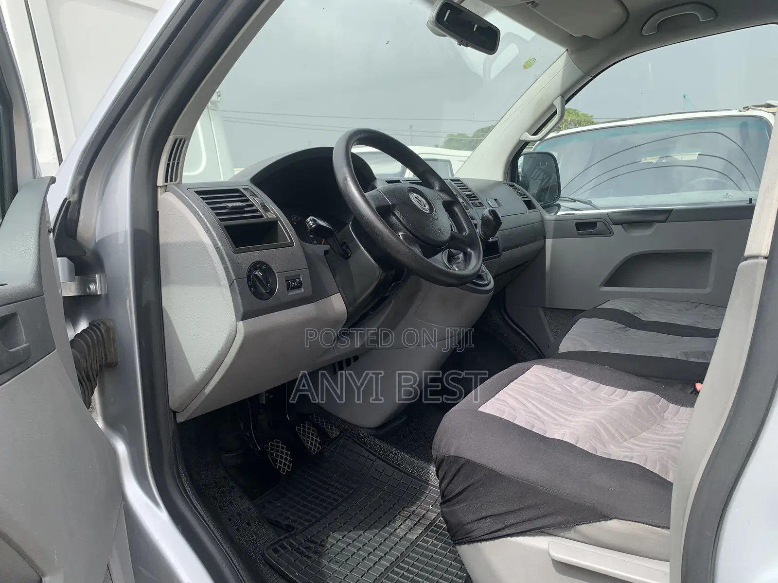 Volkswagen Transporter 2004 Silver