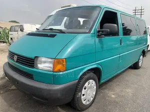 Volkswagen Transporter 2005 Green