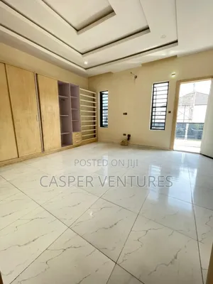 1bdrm Shared Apartment in Ikota Villa for rent