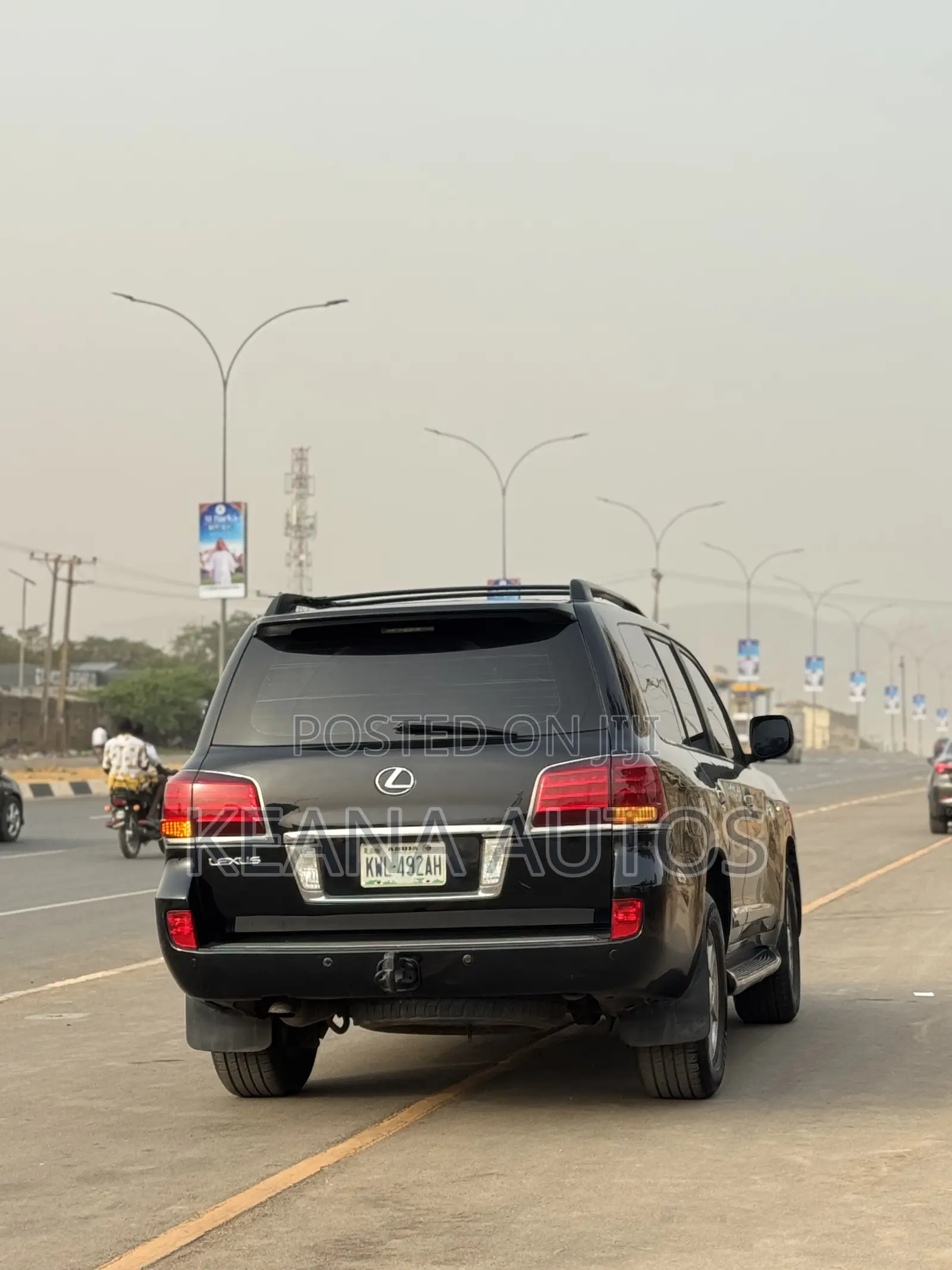 Lexus LX 570 2012 Black