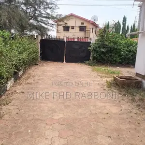 8bdrm Duplex in Independence Layout for rent