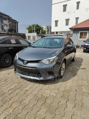 Toyota Corolla LE 4dr Sedan (1.8L 4cyl CVT) 2015 Gray