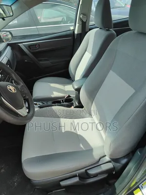Toyota Corolla LE 4dr Sedan (1.8L 4cyl CVT) 2015 Gray