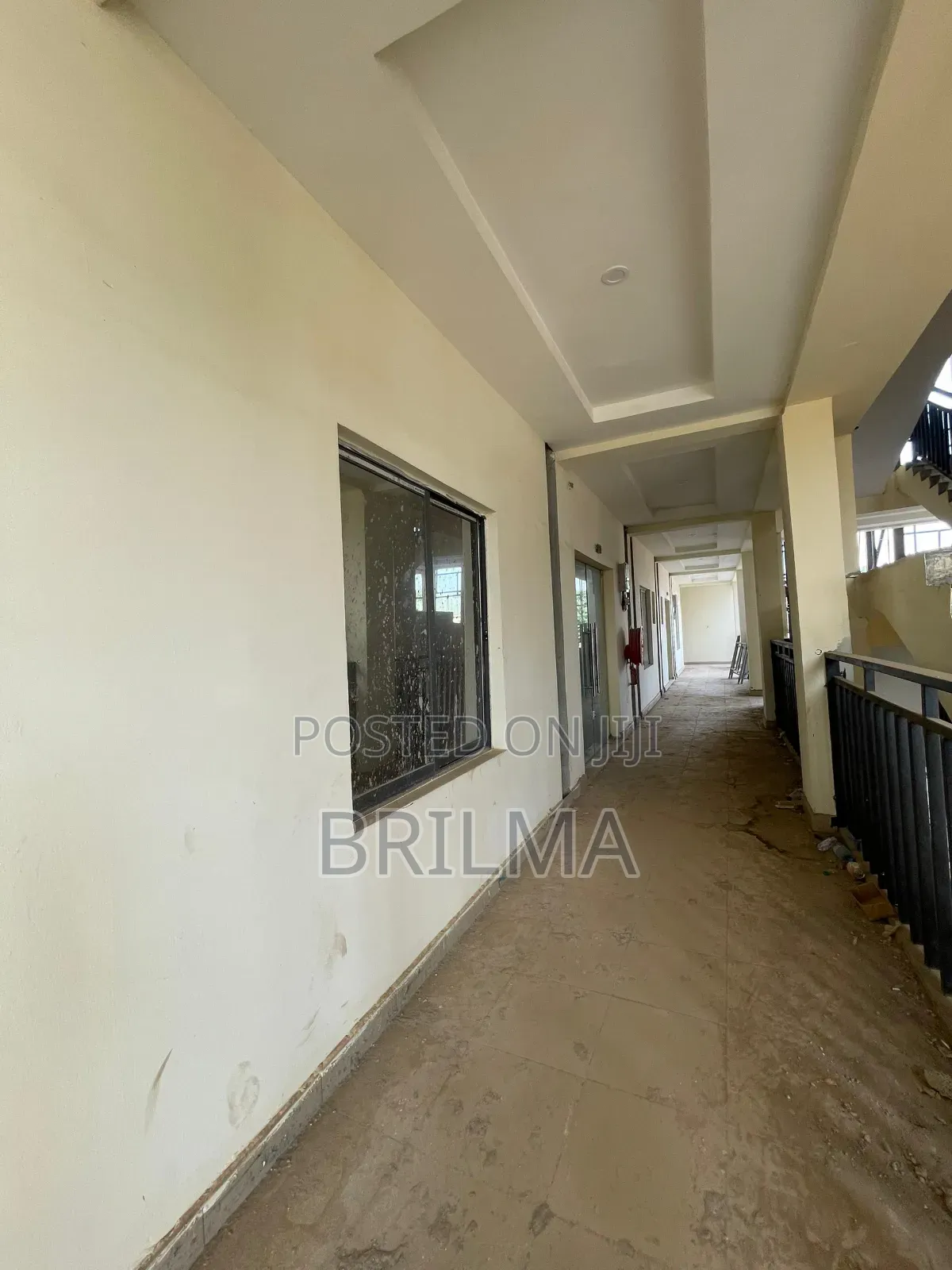 Shops Space in Wuse for Sale!