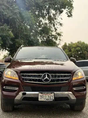 Mercedes-Benz M Class ML350 4MATIC 4dr SUV AWD (3.5L 6cyl 7A) 2014