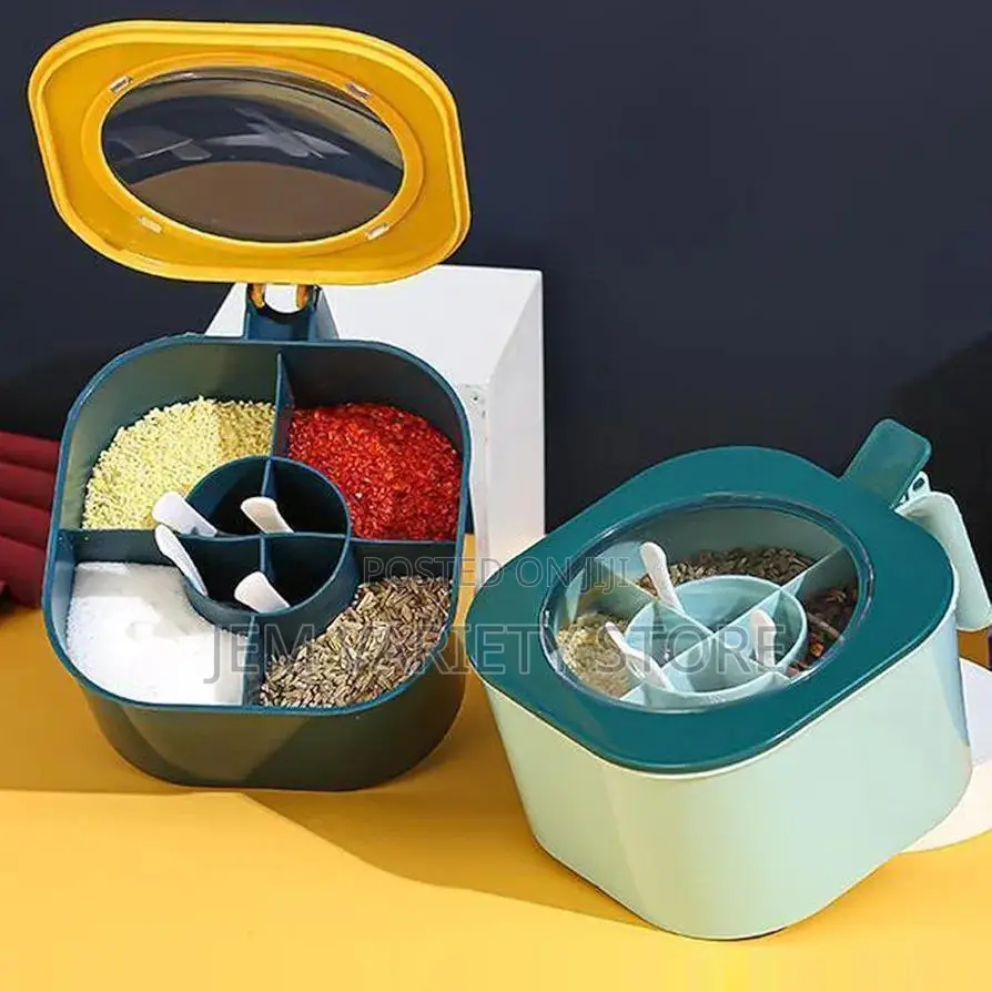 4 Compartment Seasoning Spice Box With Spoons