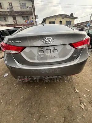 Hyundai Elantra Limited 2011 Gray