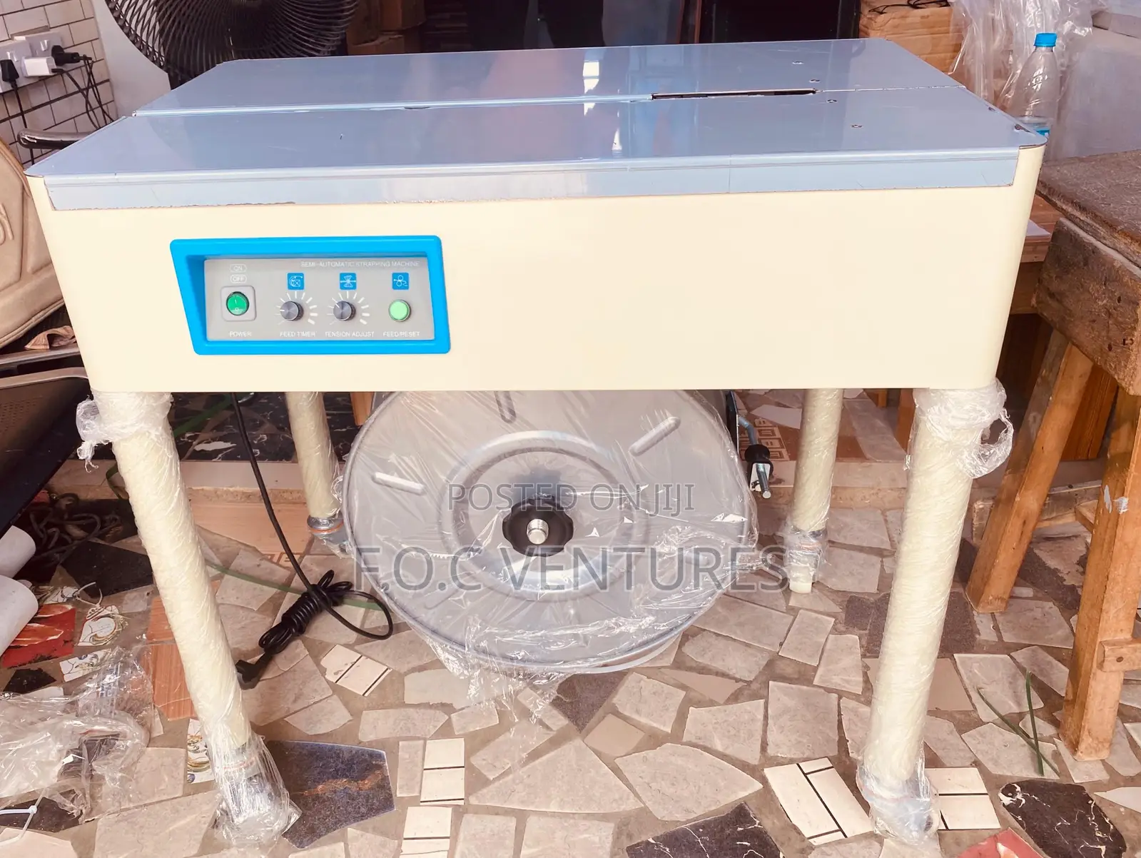 Strapping Machine/ Binding Machine