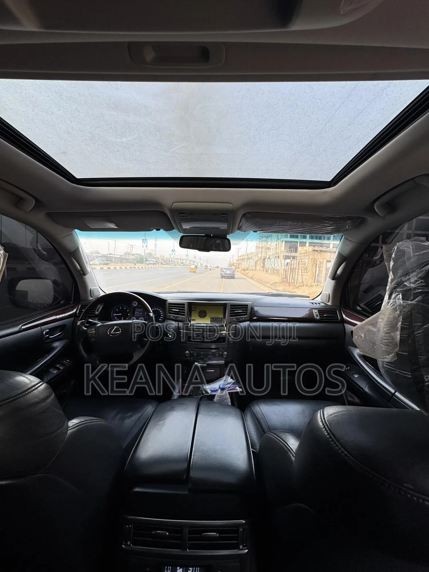 Lexus LX 570 2012 Black