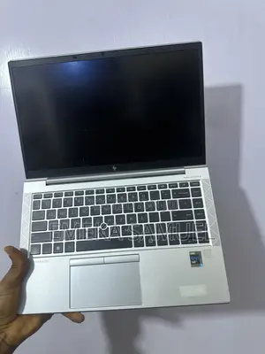 Laptop HP EliteBook 840 G8 16GB Intel Core i7 SSD 512GB