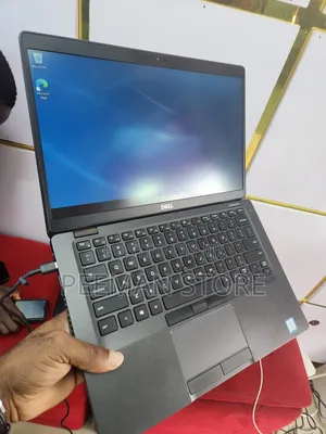Laptop Dell Latitude 5400 16GB Intel Core i7 SSD 256GB
