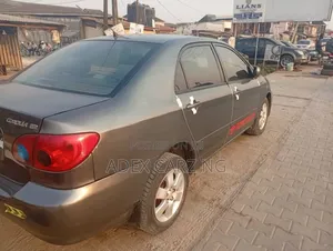 Toyota Corolla LE 2004 Gray