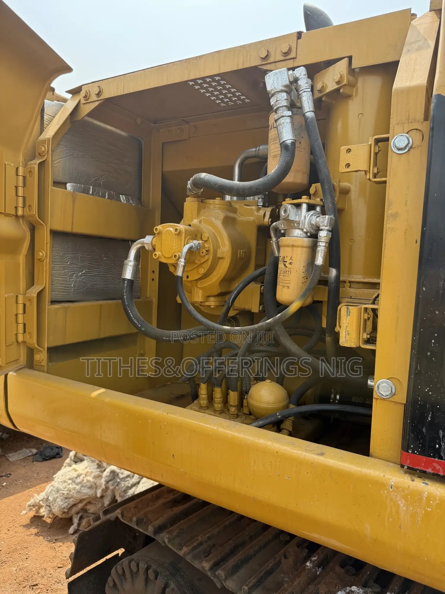320bl Excavator