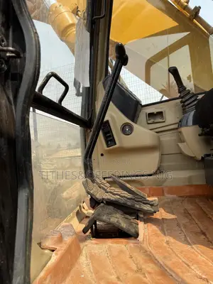 320bl Excavator