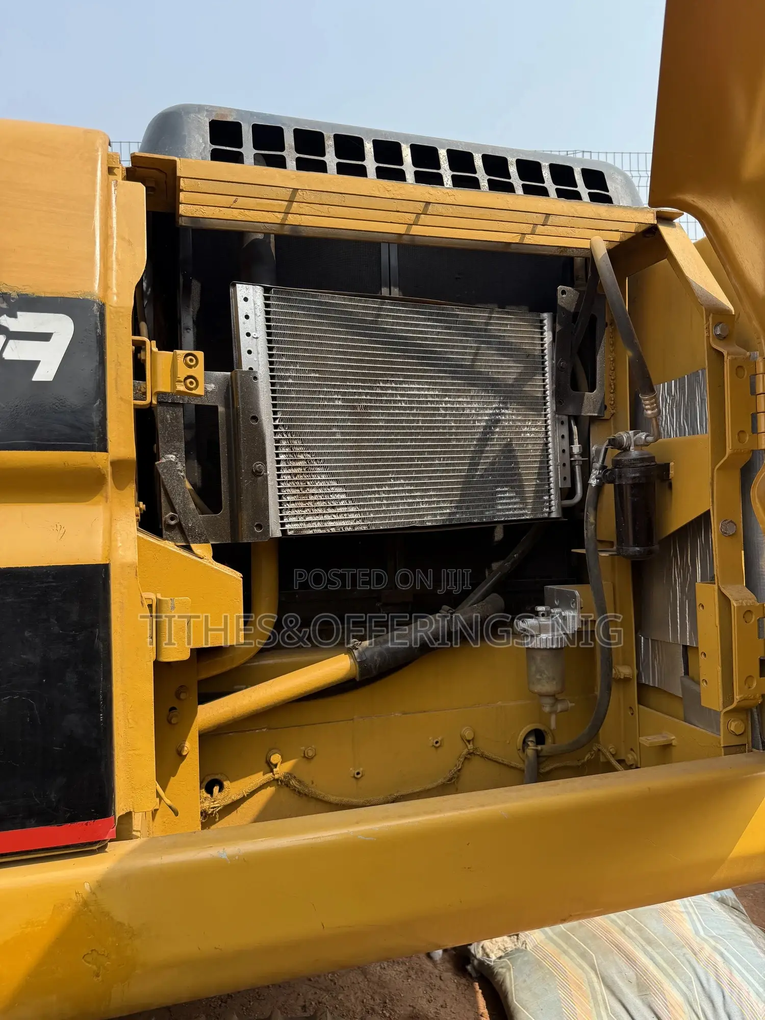 320bl Excavator