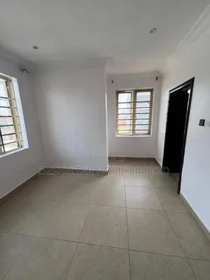 3bdrm Shared Apartment in Southern View Estate, Chevron for rent