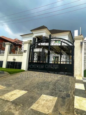 Furnished 5bdrm Duplex in Diamond Estate, Ipaja / Ipaja for sale