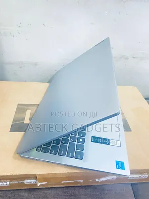 New Laptop Lenovo IdeaPad 1 8GB Intel Core i3 SSD 256GB