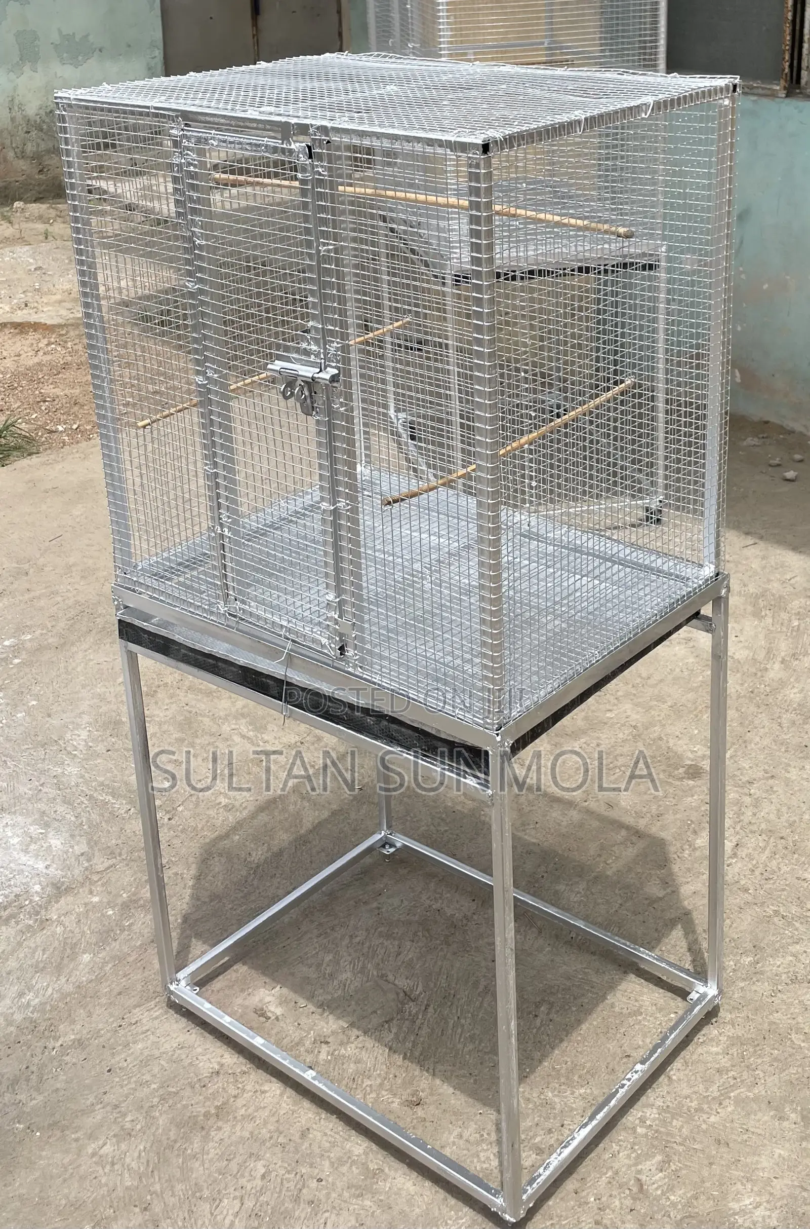 Standard Parrot Cage